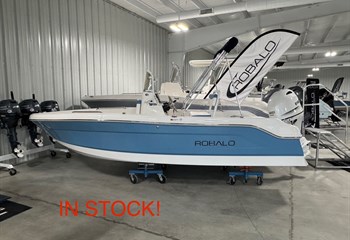 2026 Robalo R160 Atlas Blue/White  Boat